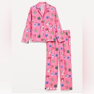 Old Navy Pink Festive Pajama Set